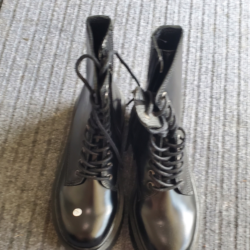 Jeffrey Campbell NWT boots